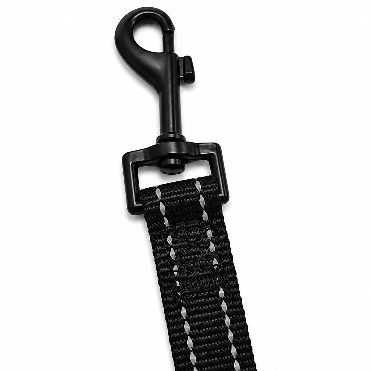 Black metal snap hook and reinforced stitching on a reflective nylon dog leash